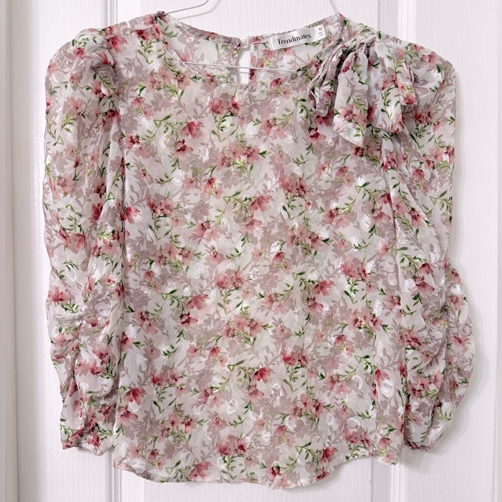 Trendmates pink sheer floral puff rouching sleeve size M